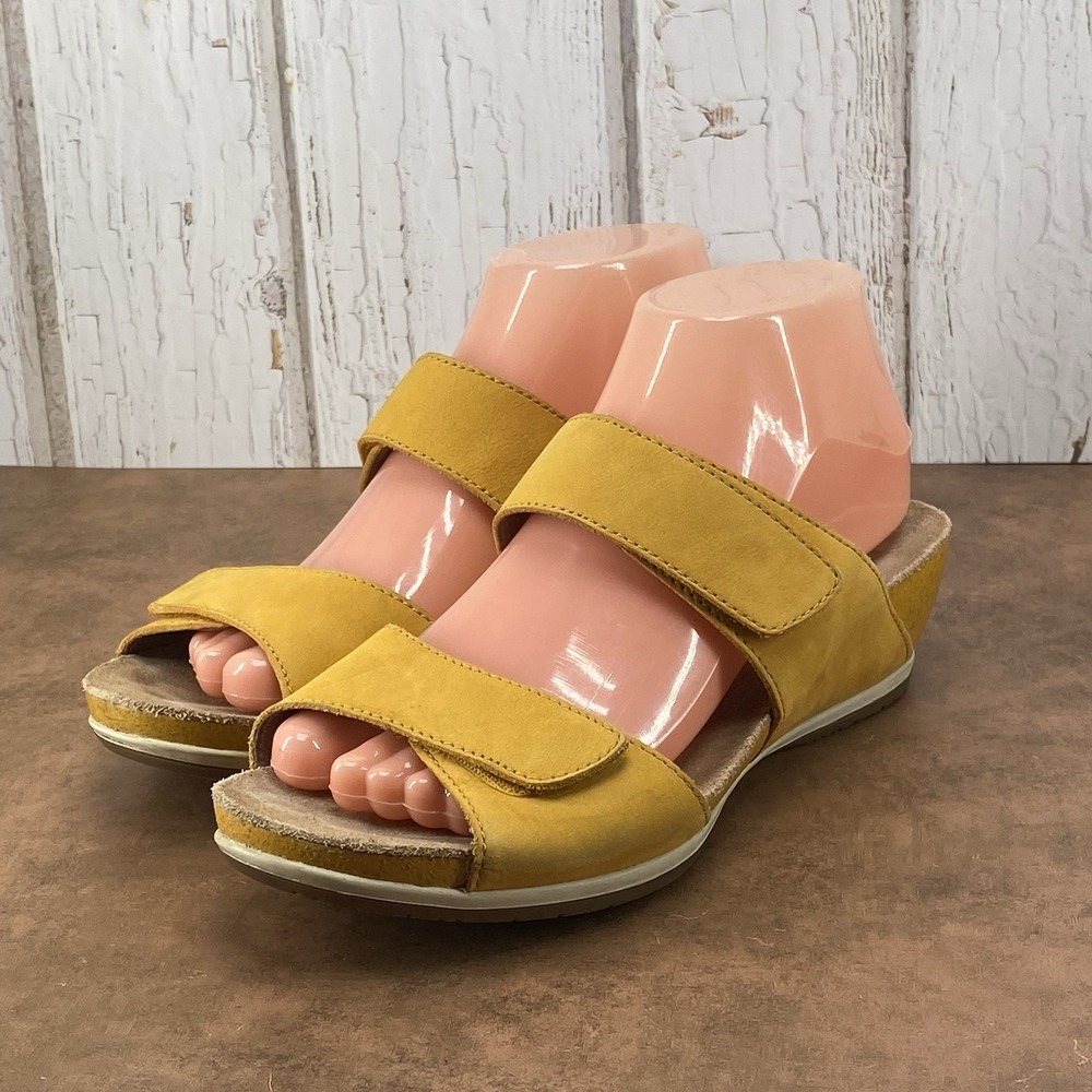 Dansko Vienna Slide Sandals Women's Size EU 38 US 7.5-8 Mustard Yellow